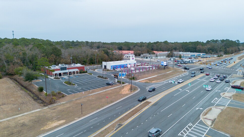 More Photos Of 762 Veterans Pky, Hinesville Restaurant For Sale