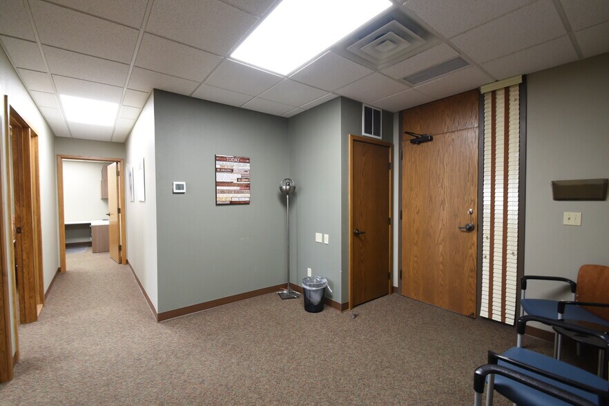 More Photos Of 1220 Main Ave, Fargo Medical For Sale