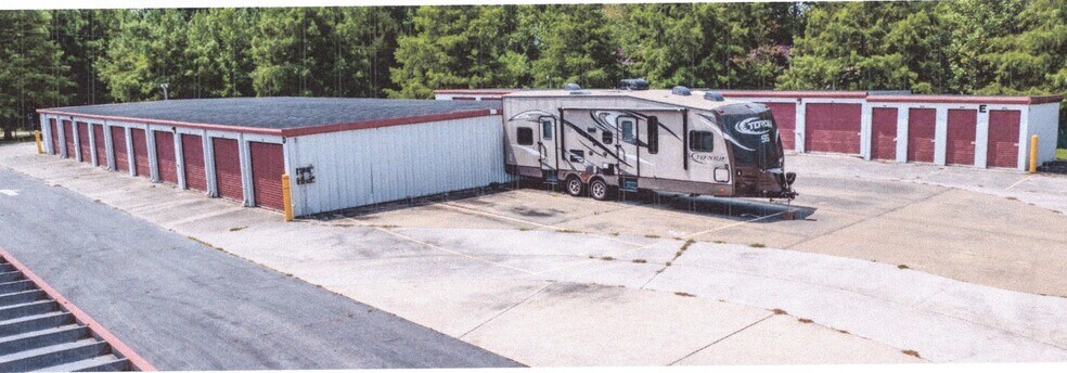 More Photos Of 5812 Caratoke Hwy, Poplar Branch Self Storage For Sale