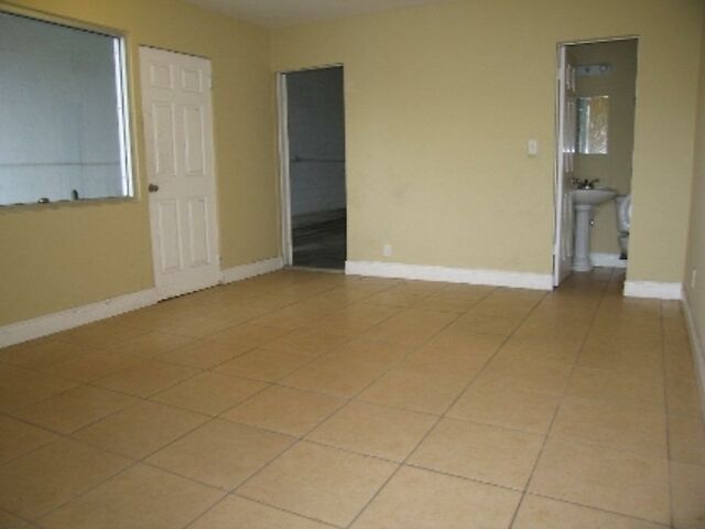 More Photos Of 711 NW 6th Ave, Fort Lauderdale Warehouse For Lease