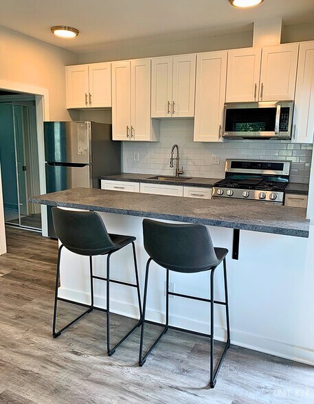 More Photos Of 832 Hilldale Ave, West Hollywood Apartments For Sale