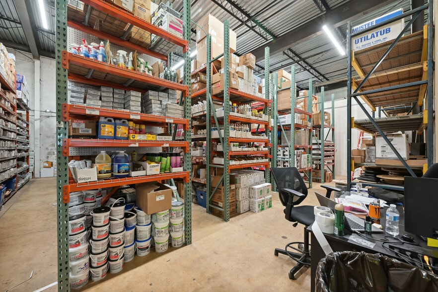 More Photos Of 11 Cotters Ln, East Brunswick Warehouse For Sale