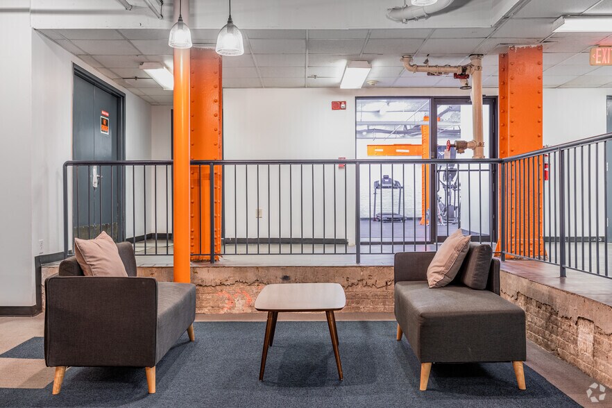 More Photos Of 11-15 Clinton St, Newark Apartments For Lease