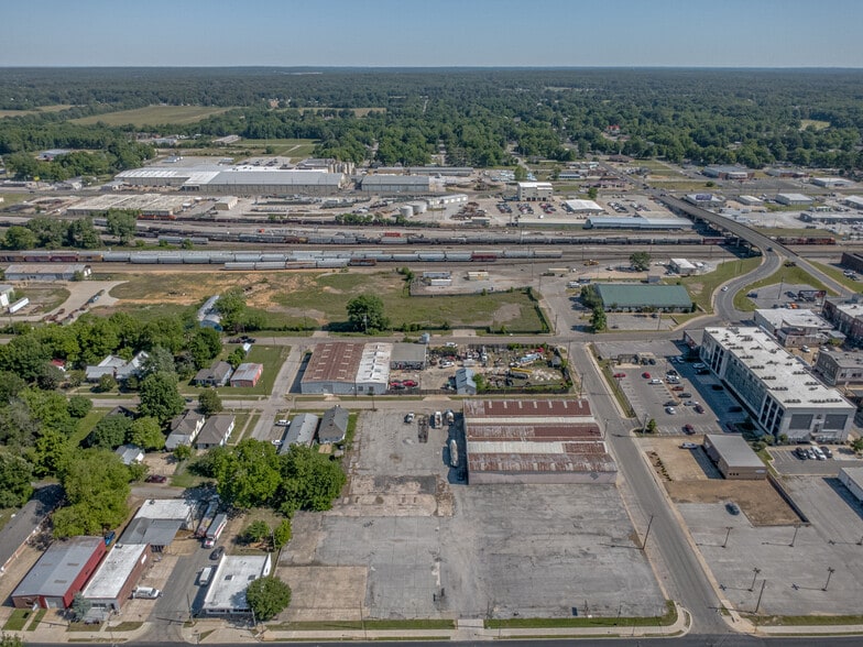 More Photos Of 301 Burke Ave, Jonesboro Warehouse For Sale