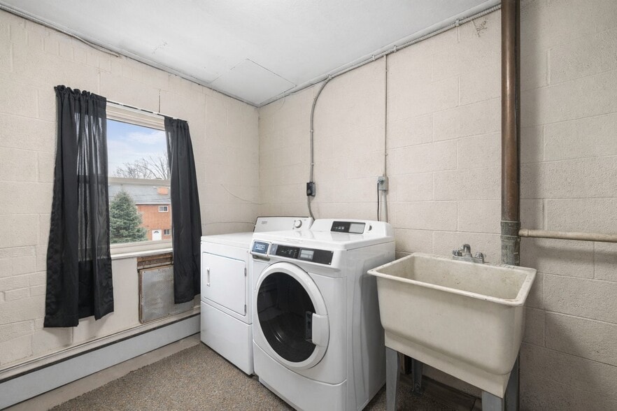 More Photos Of 540 W College St, Oberlin Apartments For Sale