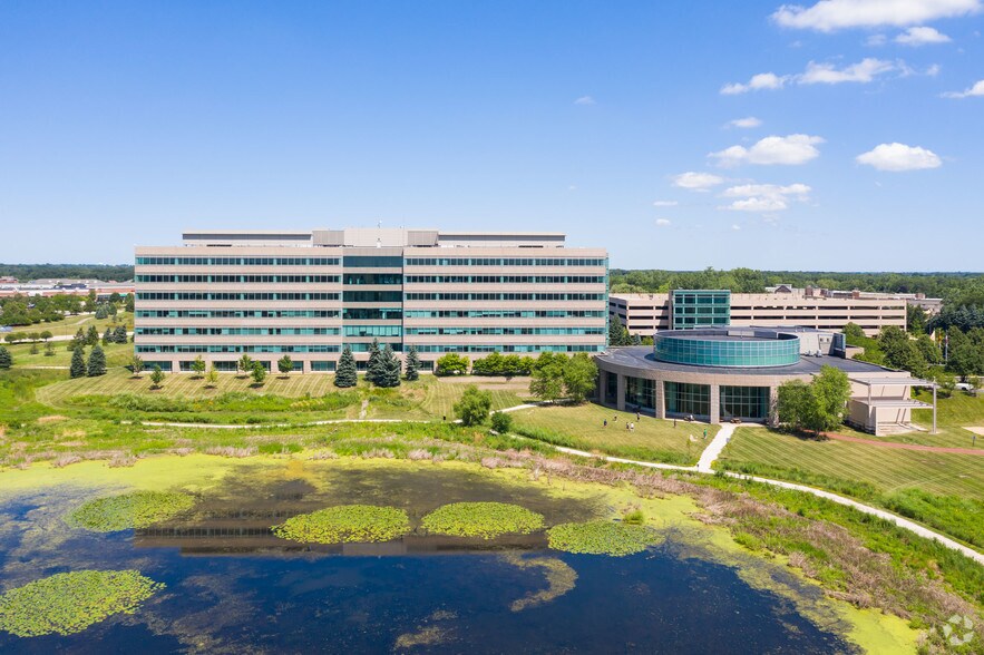 More Photos Of 21440 Lake Cook Rd, Deer Park Office For Lease