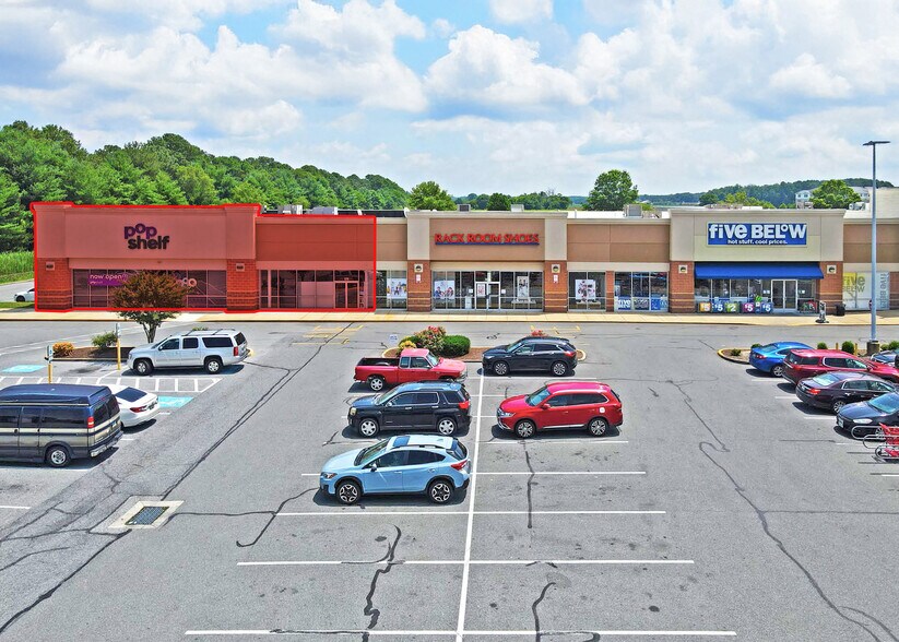 Primary Photo Of 115 E North Point Dr, Salisbury Unknown For Lease