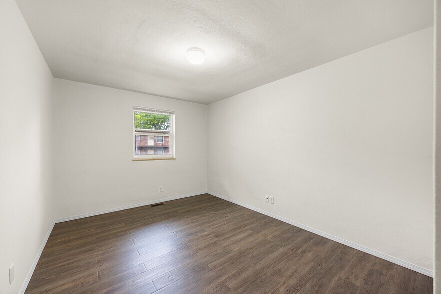 More Photos Of 4127 Geraldine Ave, Saint Ann Apartments For Sale