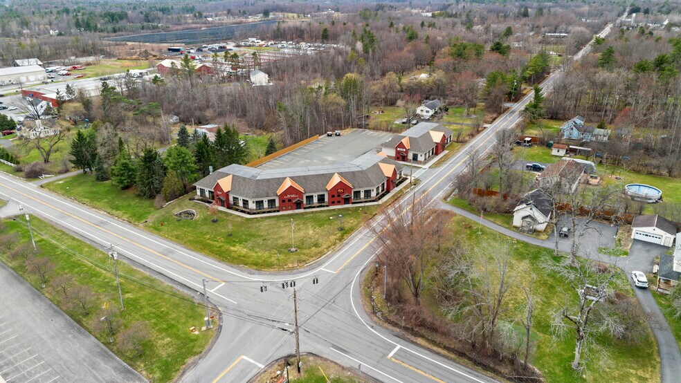 More Photos Of 1 Charlton Rd, Ballston Spa Freestanding For Lease
