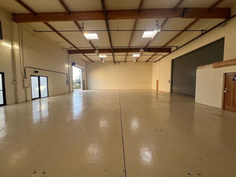 More Photos Of 1041 17th Ave, Santa Cruz Warehouse For Lease