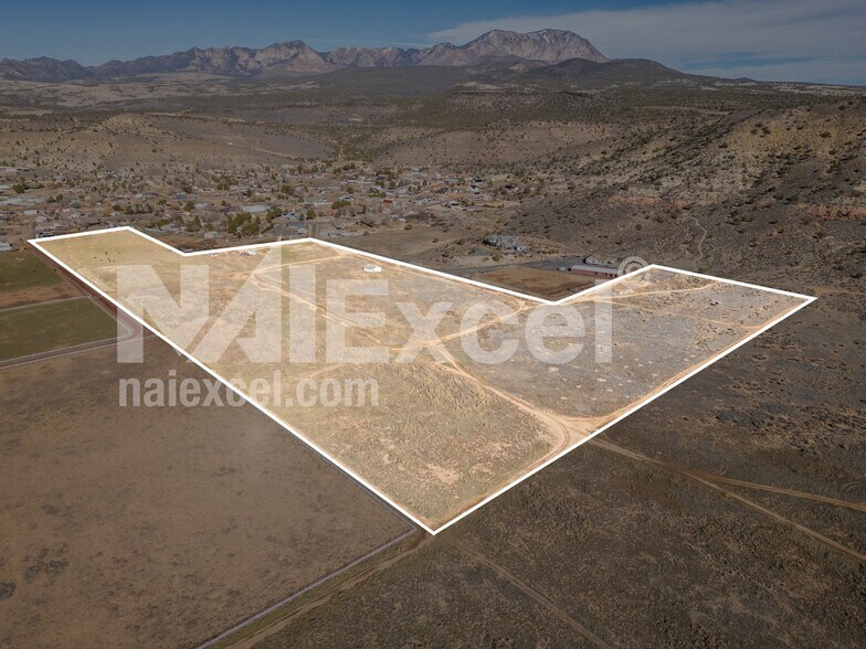 More Photos Of Diamond Black Ranch Rd rd, Diamond Valley Land For Sale