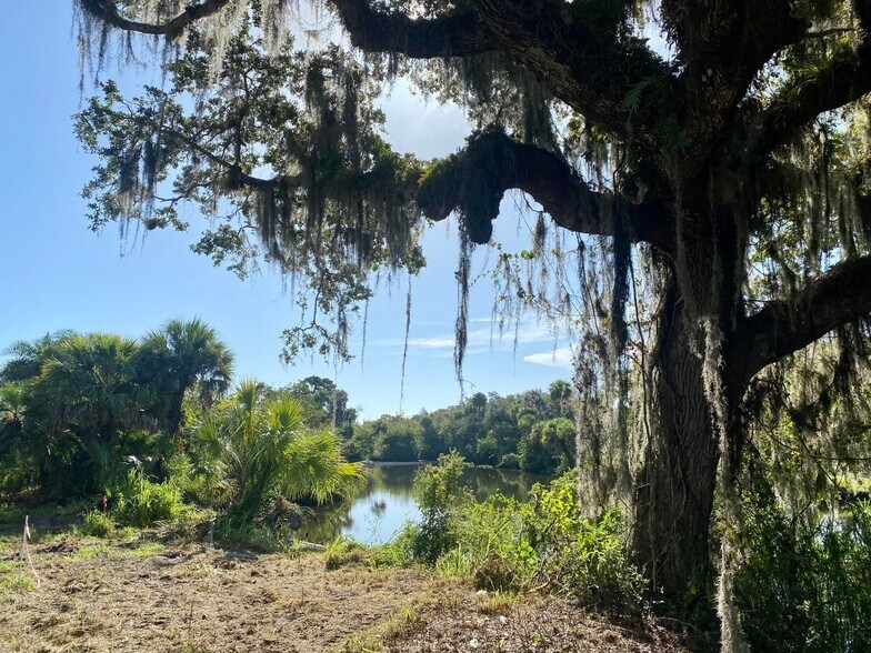 More Photos Of 2221 W Midway Rd, Fort Pierce Land For Sale