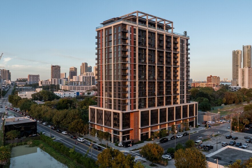 More Photos Of 23 NE 17th Ter, Miami Apartments For Lease