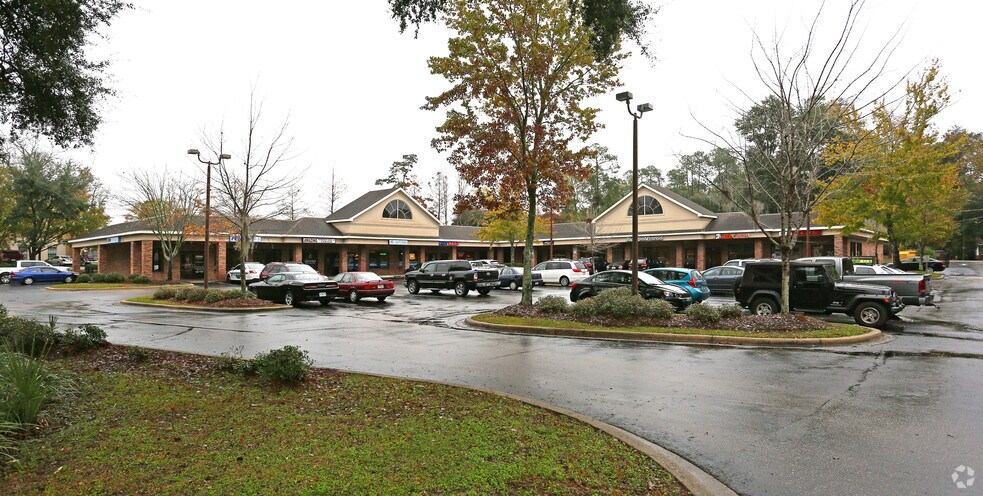 More Photos Of 1989 Capital Cir NE, Tallahassee Freestanding For Sale