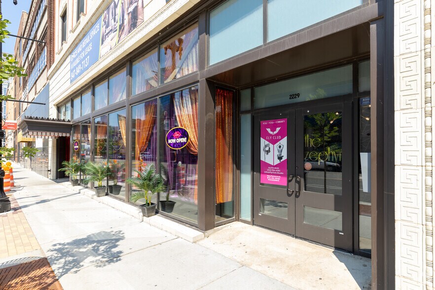 More Photos Of 2229 S Michigan Ave, Chicago General Retail For Lease