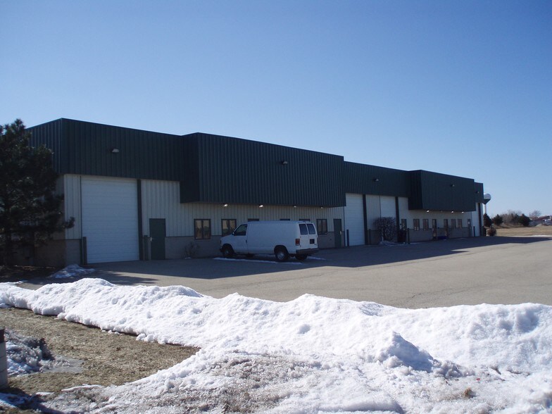 More Photos Of 1801-1803 Holian Dr, Spring Grove Manufacturing For Lease