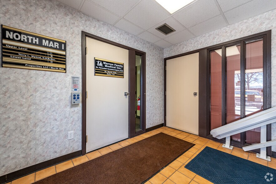 More Photos Of 3843 E Market St, Warren Medical For Lease