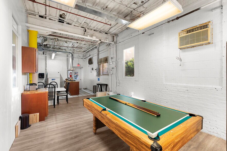 More Photos Of 100-118 John F Kennedy Dr N, Bloomfield Warehouse For Sale