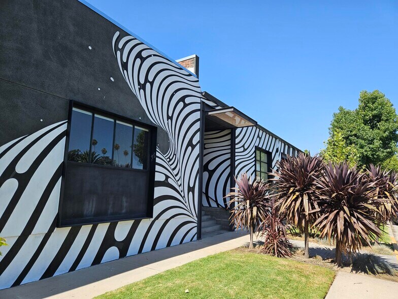 More Photos Of 1651 S Central Ave, Glendale Warehouse For Lease
