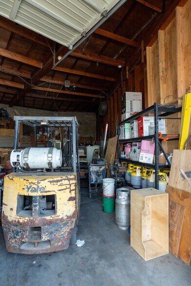 More Photos Of 2579 Atwater Blvd, Atwater Freestanding For Sale