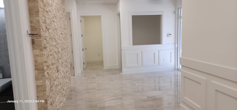 More Photos Of 540 NW University, Port Saint Lucie Office Residential For Sale