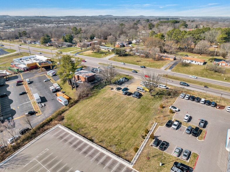 More Photos Of 1210 Nashville Hwy, Columbia Storefront Retail Office For Sale