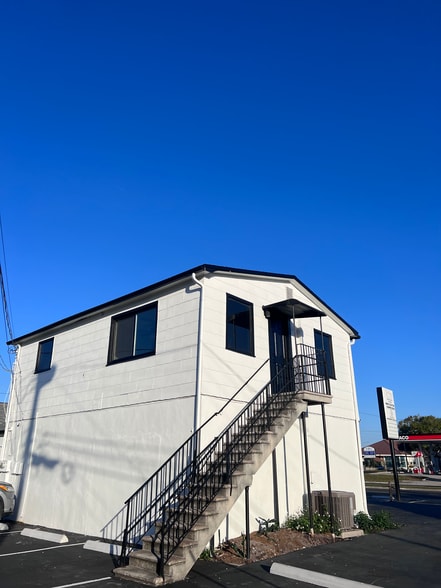 More Photos Of 5355 Dr. Martin Luther King, J St N, Saint Petersburg Office For Lease