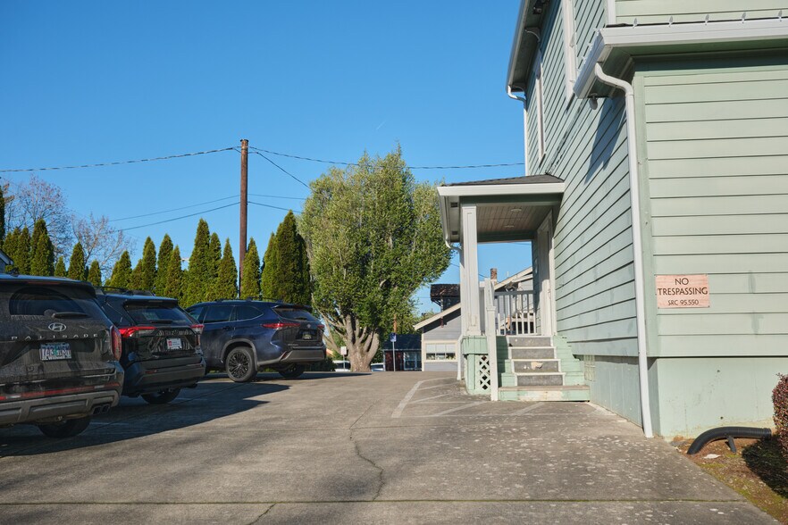 More Photos Of 1491 Commercial St SE, Salem Office Residential For Sale