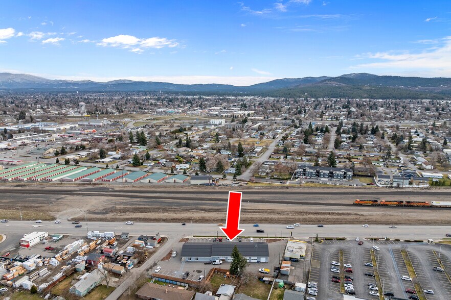 More Photos Of 8615 E Trent Ave, Spokane Valley Auto Repair For Sale