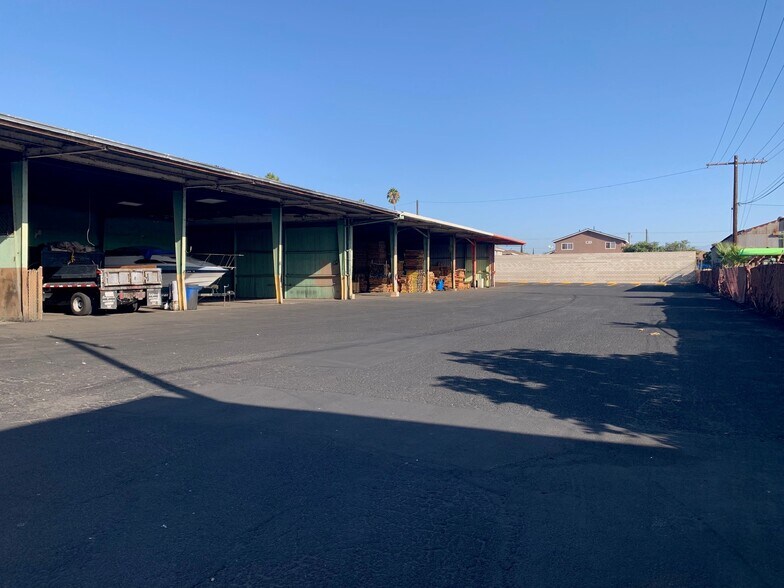 More Photos Of 4843 Cecilia St, Cudahy Land For Lease