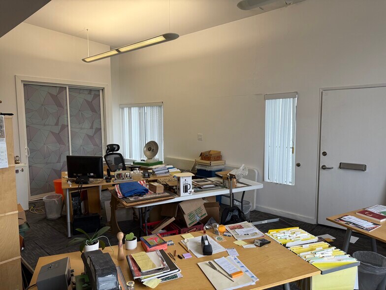 More Photos Of 1539 Sawtelle Blvd, Los Angeles Office For Lease