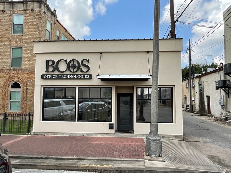 Primary Photo Of 1619 6th St, Bay City Office For Sale