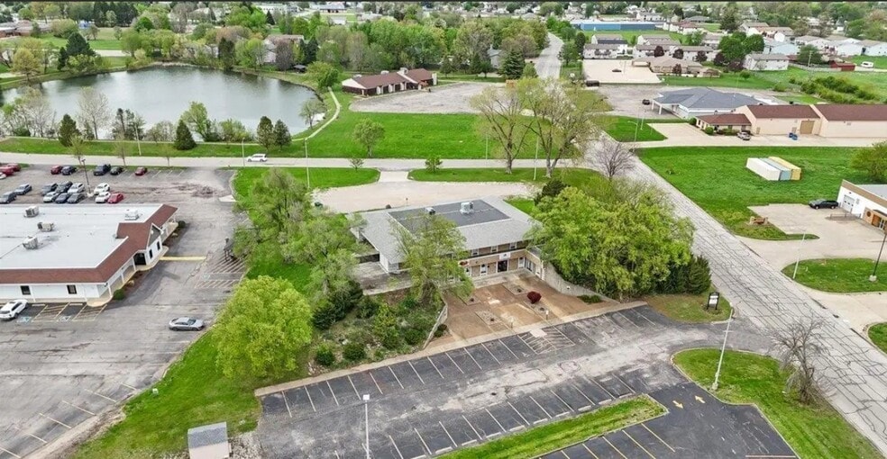 More Photos Of 3111 Normandy Dr, Springfield Office For Sale