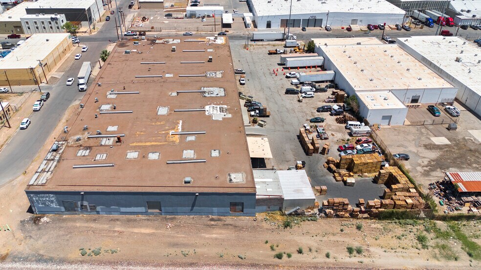 More Photos Of 3700 Durazno Ave, El Paso Light Distribution For Lease