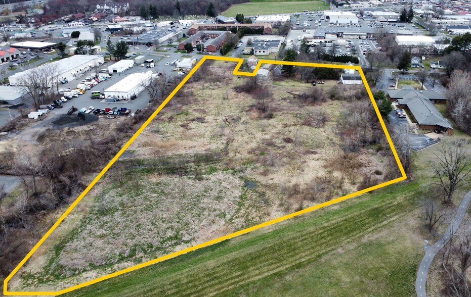 More Photos Of 166-186 Ashley Ave, West Springfield Land For Lease