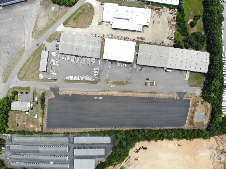 More Photos Of 1260 Barkley Rd, Statesville Warehouse For Lease