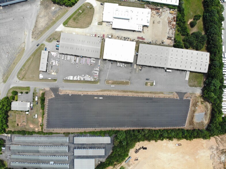 More Photos Of 1260 Barkley Rd, Statesville Warehouse For Lease