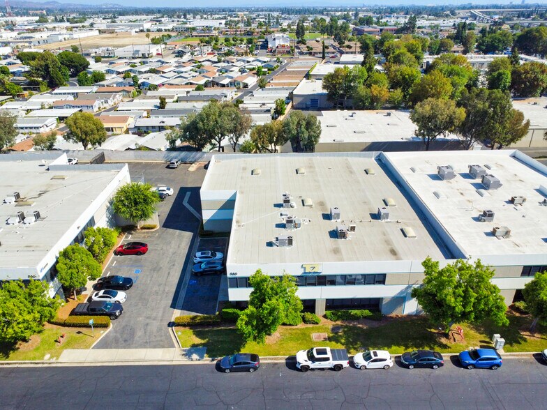More Photos Of 560 S Melrose St, Placentia Warehouse For Lease