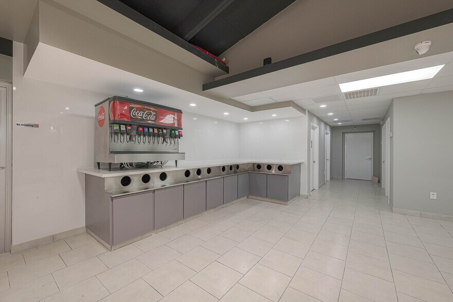 More Photos Of 1238 FM 521 Rd, Brazoria Freestanding For Sale