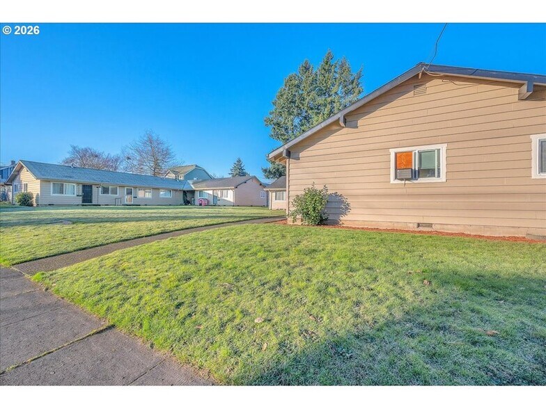 More Photos Of 8309-8329 N Dwight Ave, Portland Apartments For Sale