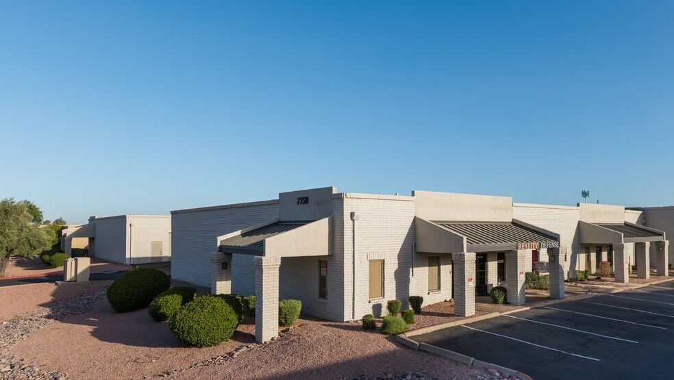 More Photos Of 7750 E Redfield Dr, Scottsdale Distribution For Lease