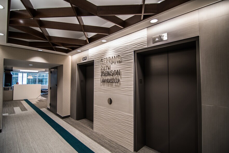 More Photos Of 1914 Hamilton St, Regina Office For Lease