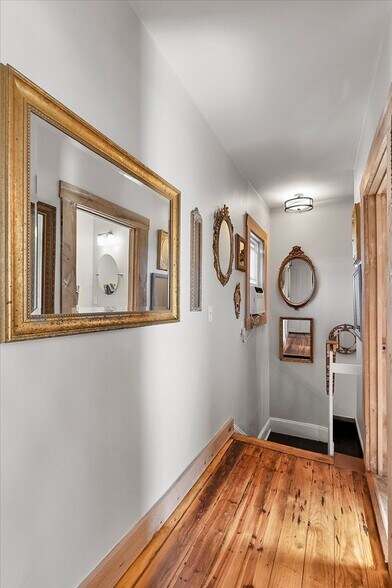 More Photos Of 221 Woodford St, Lawrenceburg Office For Sale