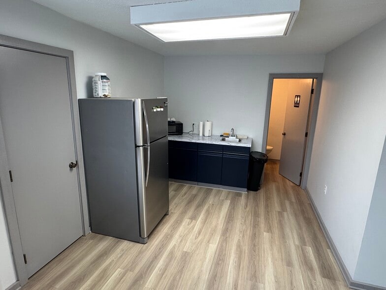 More Photos Of 23672 Lorain Rd, North Olmsted Industrial For Sale