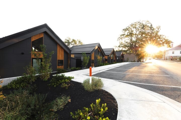 More Photos Of 1103 3rd Ave, Mosier Hotel For Sale