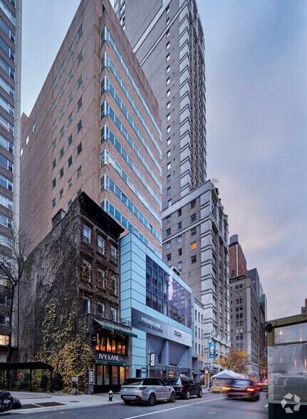 More Photos Of 110 E 60th St, New York Medical For Lease