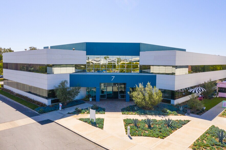 Primary Photo Of 7 Corporate Park, Irvine Office For Lease