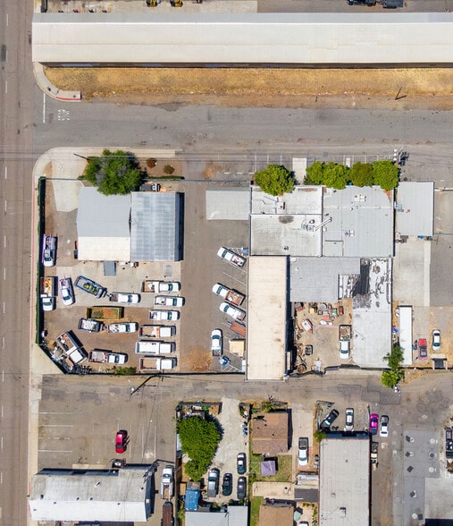 More Photos Of 529 W 4th Ave, Escondido Warehouse For Lease