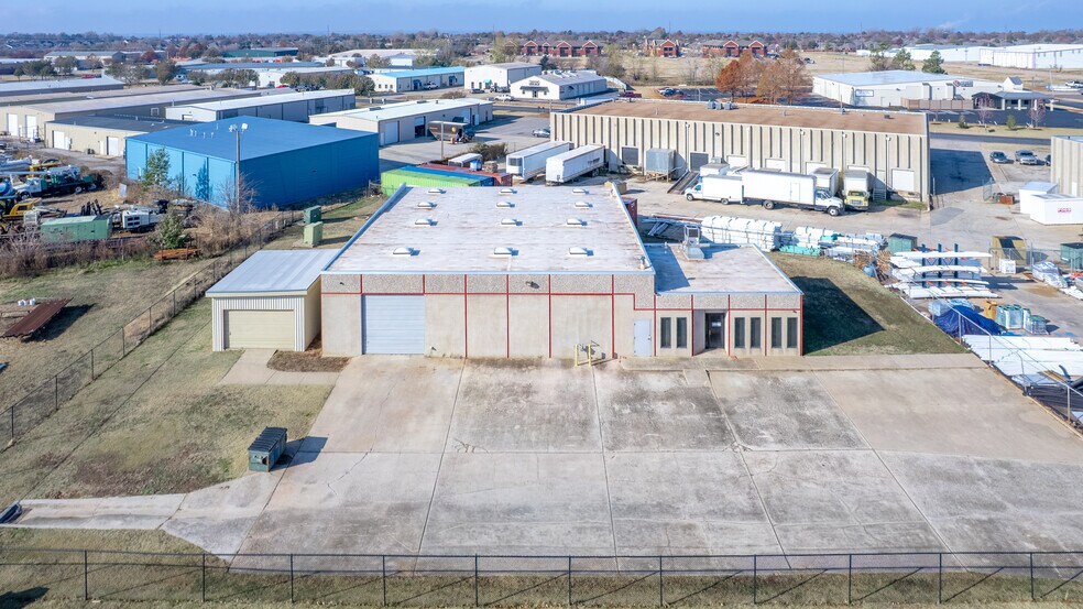 More Photos Of 3152 Broce Dr, Norman Light Manufacturing For Lease