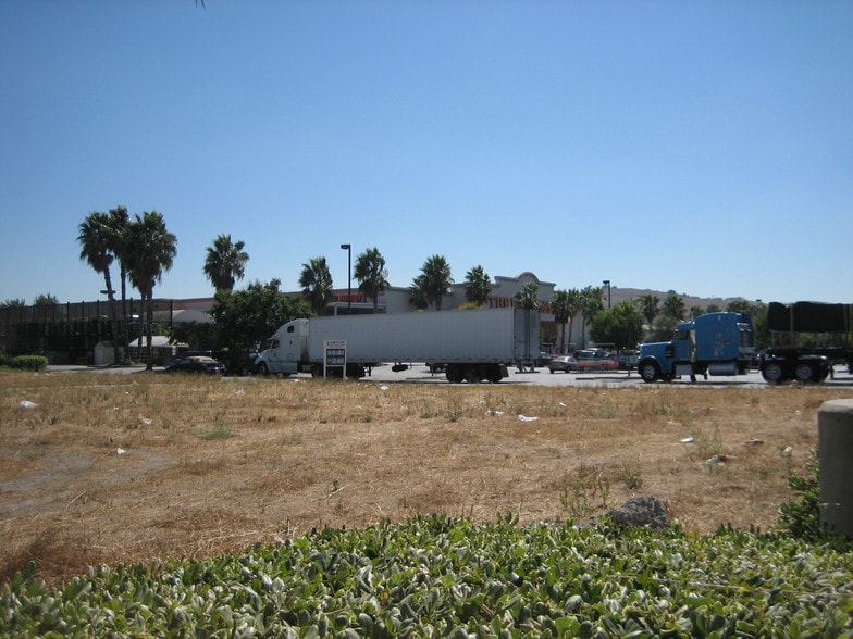 More Photos Of 2705 S Towne Ave, Pomona Land For Sale